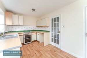 Kitchen/Diner- click for photo gallery